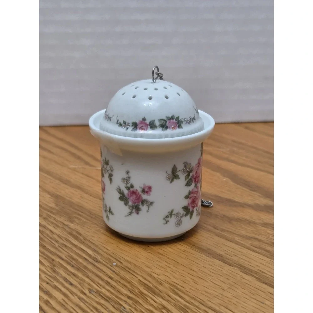 Kaiser W. Germany Porcelain Tea Infuser & Drip Cup – Vintage Rose Pattern